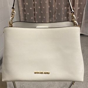 MK PURSE